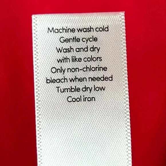 Athleta Size Medium Dress Red Soft Comfy Stretch Figure Flattering Athleisure - Picture 7 of 8